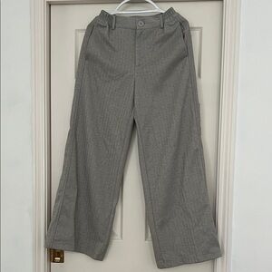 Forever 21 women Classic Gray Dress Pants Elegant wide leg pants